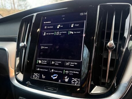 Volvo V60 2.0 V60 Polestar Engineered T8 Recharge AWD Auto 4WD 5dr 25