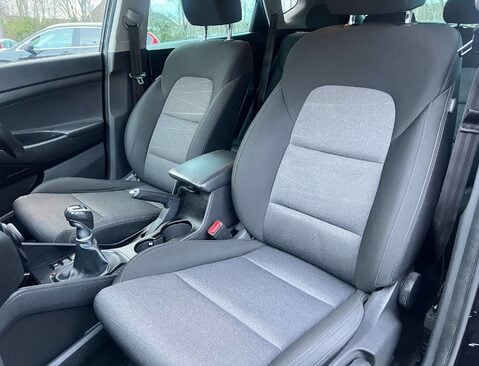 Hyundai TUCSON 1.6 Tucson SE Nav GDi 2WD 5dr 32