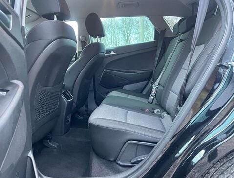 Hyundai TUCSON 1.6 Tucson SE Nav GDi 2WD 5dr 36
