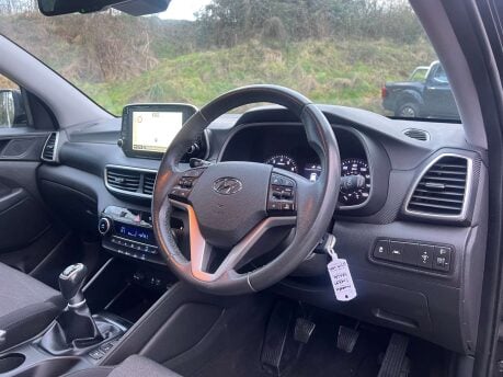 Hyundai TUCSON 1.6 Tucson SE Nav GDi 2WD 5dr 14