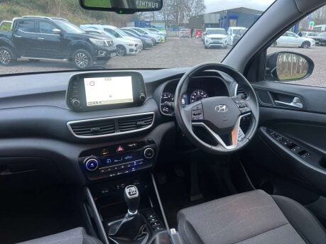 Hyundai TUCSON 1.6 Tucson SE Nav GDi 2WD 5dr 17