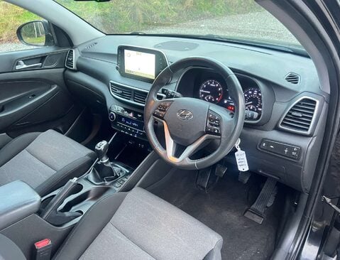 Hyundai TUCSON 1.6 Tucson SE Nav GDi 2WD 5dr 13