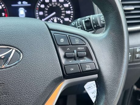 Hyundai TUCSON 1.6 Tucson SE Nav GDi 2WD 5dr 24