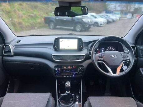 Hyundai TUCSON 1.6 Tucson SE Nav GDi 2WD 5dr 12
