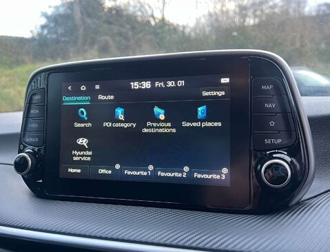 Hyundai TUCSON 1.6 Tucson SE Nav GDi 2WD 5dr 29