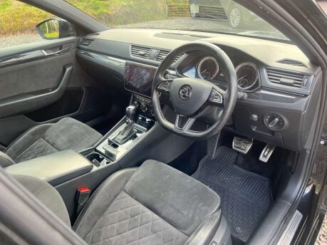 Skoda Superb 2.0 Superb SportLine+ TDI Semi-Auto 5dr 14
