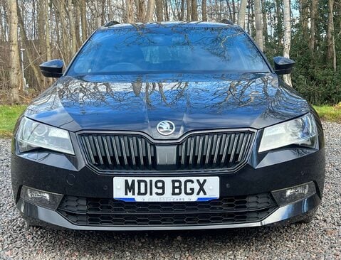 Skoda Superb 2.0 Superb SportLine+ TDI Semi-Auto 5dr 9