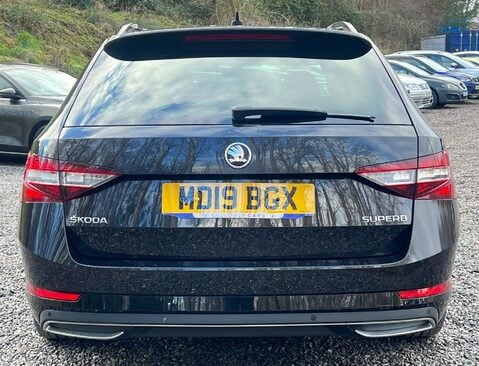 Skoda Superb 2.0 Superb SportLine+ TDI Semi-Auto 5dr 5