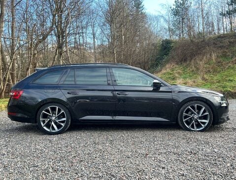 Skoda Superb 2.0 Superb SportLine+ TDI Semi-Auto 5dr 3