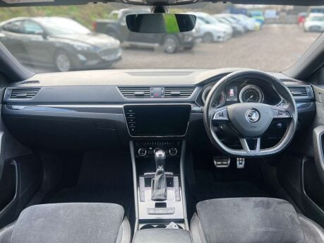 Skoda Superb 2.0 Superb SportLine+ TDI Semi-Auto 5dr 12