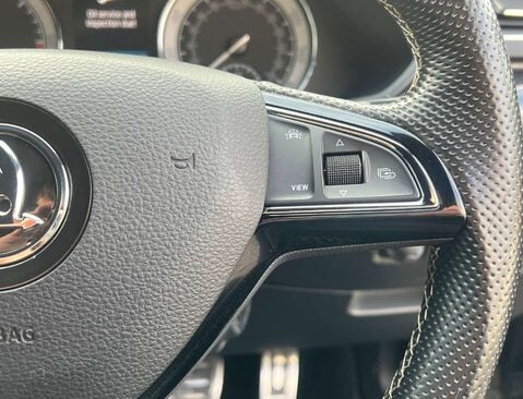 Skoda Superb 2.0 Superb SportLine+ TDI Semi-Auto 5dr 19