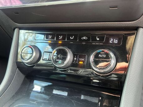 Skoda Superb 2.0 Superb SportLine+ TDI Semi-Auto 5dr 25