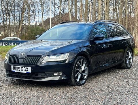 Skoda Superb 2.0 Superb SportLine+ TDI Semi-Auto 5dr 8