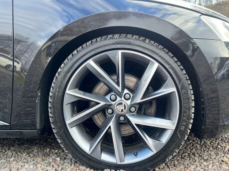 Skoda Superb 2.0 Superb SportLine+ TDI Semi-Auto 5dr 10