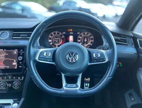 Volkswagen Passat 2.0 Passat R-Line TSi Semi-Auto 5dr 19