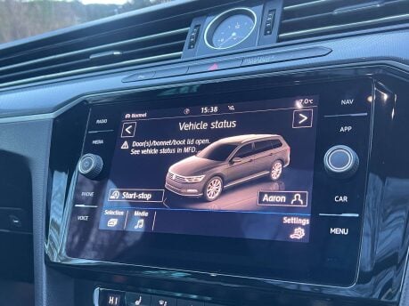 Volkswagen Passat 2.0 Passat R-Line TSi Semi-Auto 5dr 33