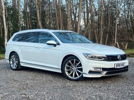 Volkswagen Passat 2.0 Passat R-Line TSi Semi-Auto 5dr 1