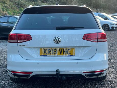 Volkswagen Passat 2.0 Passat R-Line TSi Semi-Auto 5dr 5