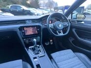 Volkswagen Passat 2.0 Passat R-Line TSi Semi-Auto 5dr 17
