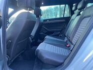Volkswagen Passat 2.0 Passat R-Line TSi Semi-Auto 5dr 42
