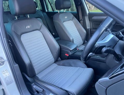 Volkswagen Passat 2.0 Passat R-Line TSi Semi-Auto 5dr 13
