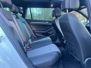 Volkswagen Passat 2.0 Passat R-Line TSi Semi-Auto 5dr 45