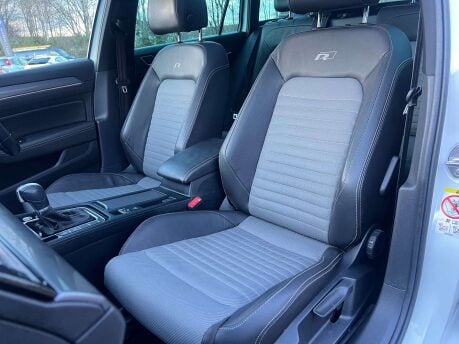 Volkswagen Passat 2.0 Passat R-Line TSi Semi-Auto 5dr 36