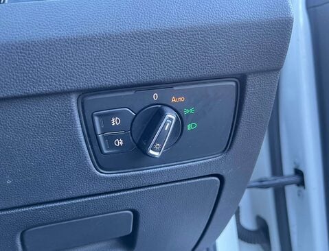 Volkswagen Passat 2.0 Passat R-Line TSi Semi-Auto 5dr 24