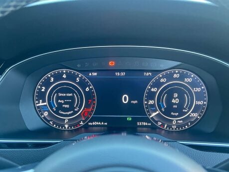 Volkswagen Passat 2.0 Passat R-Line TSi Semi-Auto 5dr 21