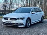 Volkswagen Passat 2.0 Passat R-Line TSi Semi-Auto 5dr 8