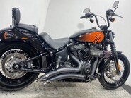 Harley-Davidson Dyna FXBBS STREET BOB 114 2