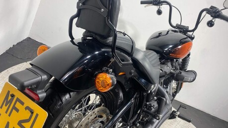 Harley-Davidson Dyna FXBBS STREET BOB 114 10