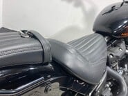 Harley-Davidson Dyna FXBBS STREET BOB 114 13