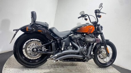 Harley-Davidson Dyna FXBBS STREET BOB 114 28