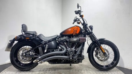 Harley-Davidson Dyna FXBBS STREET BOB 114 1