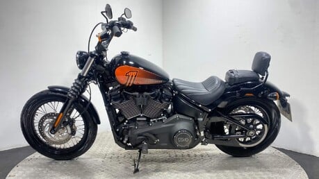 Harley-Davidson Dyna FXBBS STREET BOB 114 3