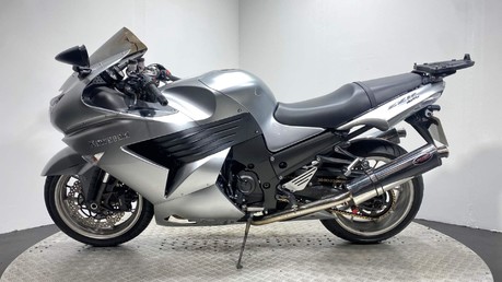 Kawasaki ZZR1400 ZX 1400 D8F ABS 36