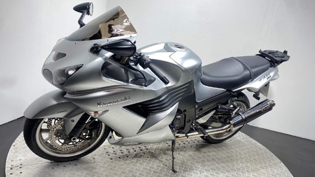 Kawasaki ZZR1400 ZX 1400 D8F ABS 37