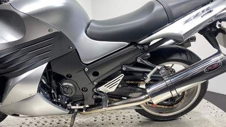 Kawasaki ZZR1400 ZX 1400 D8F ABS 48