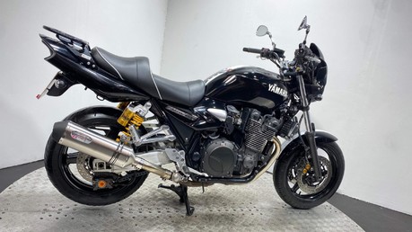 Yamaha XJR1300 XJR 1300 2