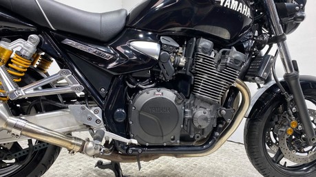 Yamaha XJR1300 XJR 1300 12