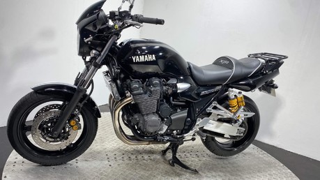 Yamaha XJR1300 XJR 1300 35