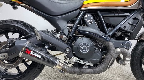 Ducati Scrambler 800 SCRAMBLER MACH 2.0 12