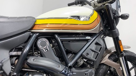 Ducati Scrambler 800 SCRAMBLER MACH 2.0 14