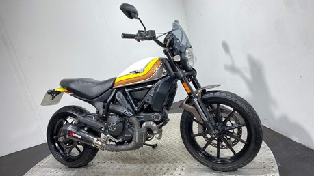 Ducati Scrambler 800 SCRAMBLER MACH 2.0 25