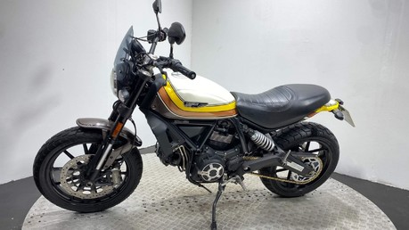 Ducati Scrambler 800 SCRAMBLER MACH 2.0 27