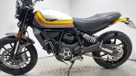 Ducati Scrambler 800 SCRAMBLER MACH 2.0 28