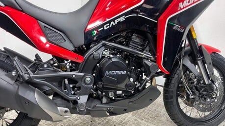 Moto Morini X-Cape 9