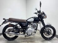 Sinnis Retrostar 250 Naked 1