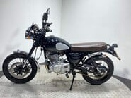 Sinnis Retrostar 250 Naked 2